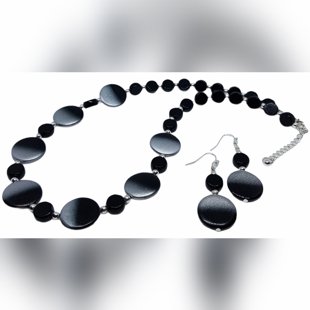 Ombre/Black Coin Shell Beaded Duo Set